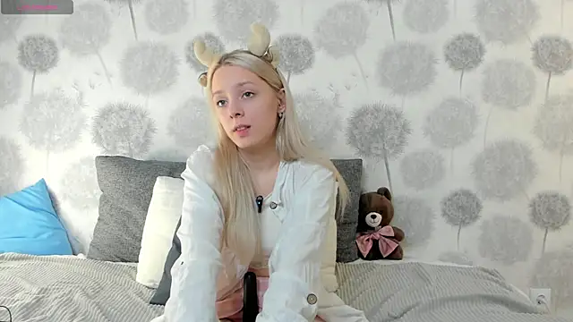 EngelFugler online show from January 30, 2025, 1:53 pm