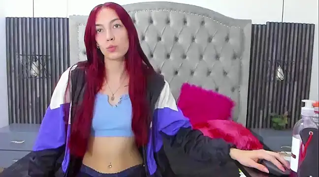 danna flame online show from January 7, 2025, 10:32 am