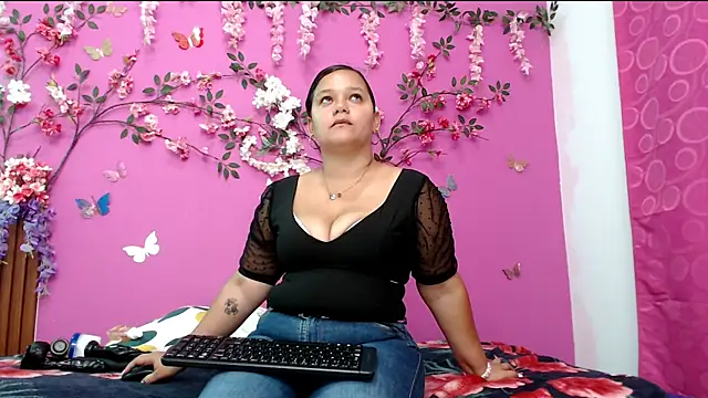 analdeepalejandra18 online show from March 21, 2025, 7:13 pm