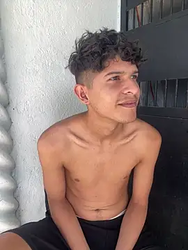 Snapshot of LiamGadiell chatting on March 6, 2026, 7:10 pm LiamGadiell online show from March 6, 2026, 7:10 pm