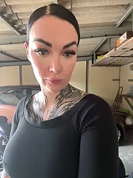 Snapshot of PalinaPr chatting on September 12, 2025, 12:49 pm PalinaPr online show from September 12, 2025, 12:49 pm