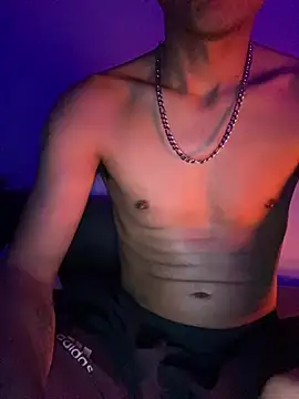 Snapshot of oiram27 chatting on February 16, 2026, 12:01 pm oiram27 online show from February 16, 2026, 12:01 pm