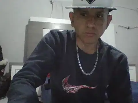 Snapshot of oiram27 chatting on March 9, 2026, 5:55 am oiram27 online show from March 9, 2026, 5:55 am