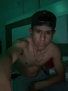 Snapshot of oiram27 chatting on April 6, 2026, 3:15 am oiram27 online show from April 6, 2026, 3:15 am