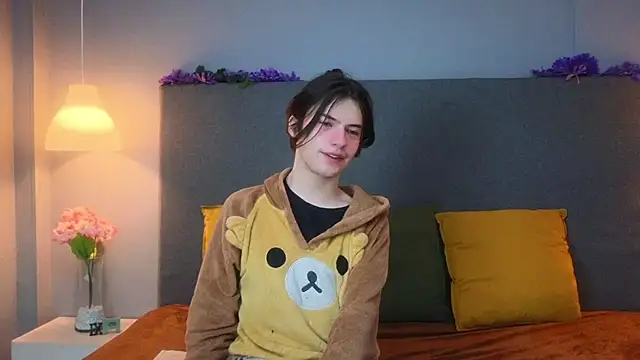 Angel shiny online show from January 12, 2025, 4:00 am