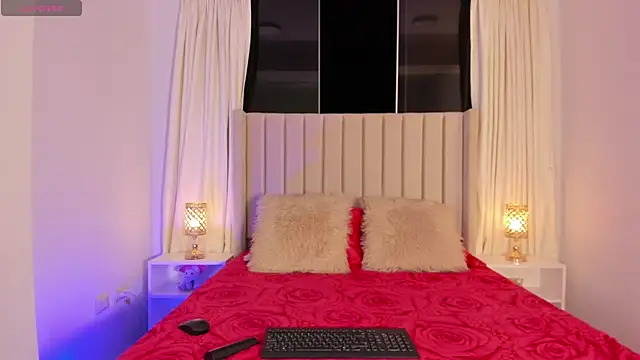 Snapshot of Aliison_Smith chatting on February 26, 2026, 3:38 am Aliison Smith online show from February 26, 2026, 3:38 am