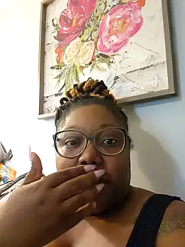 XcandyappleXXX online show from April 22, 2026, 7:15 pm