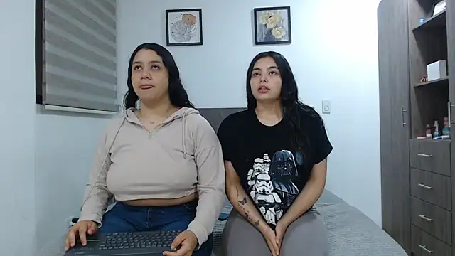 Snapshot of Scarlett_Jazmin chatting on June 9, 2026, 9:43 am Scarlett Jazmin online show from June 9, 2026, 9:43 am