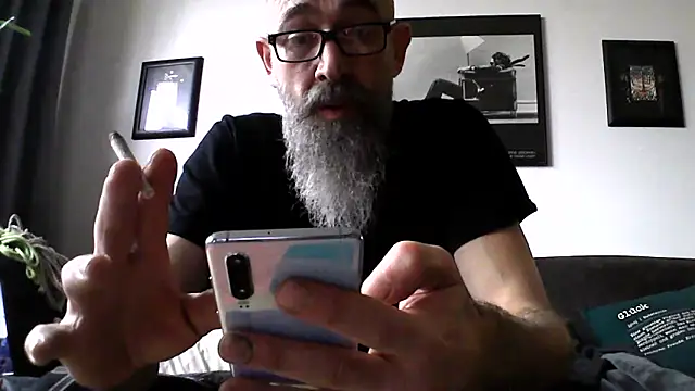 Snapshot of Kingsscepter chatting on January 25, 2025, 10:19 am Kingsscepter online show from January 25, 2025, 10:19 am