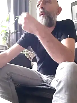 Snapshot of Kingsscepter chatting on January 25, 2025, 1:30 pm Kingsscepter online show from January 25, 2025, 1:30 pm