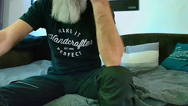 Snapshot of Kingsscepter chatting on September 19, 2025, 9:11 am Kingsscepter online show from September 19, 2025, 9:11 am