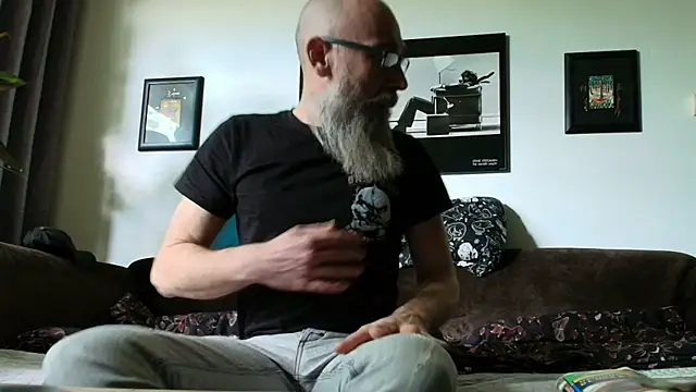 Kingsscepter online show from April 20, 2026, 3:37 pm