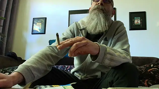 Kingsscepter online show from April 22, 2026, 2:29 pm