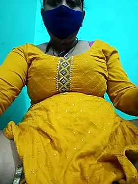 Snapshot of hotty_manisha chatting on October 9, 2025, 10:35 am hotty manisha online show from October 9, 2025, 10:35 am