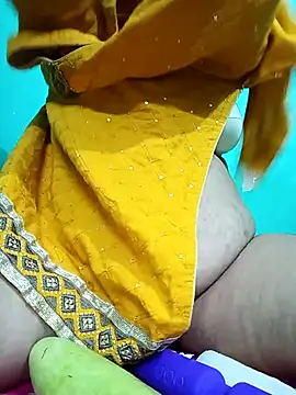 Snapshot of hotty_manisha chatting on October 18, 2025, 5:03 pm hotty manisha online show from October 18, 2025, 5:03 pm