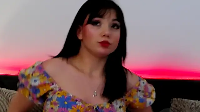 AveryWillow online show from January 31, 2025, 7:29 pm