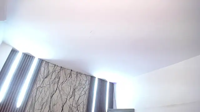 MartinaGuzmann online show from February 14, 2025, 7:38 am