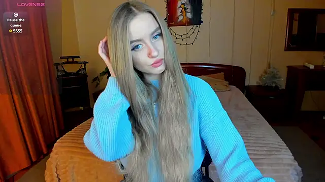 Snapshot of alexa_glory chatting on February 8, 2025, 12:17 pm alexa glory online show from February 8, 2025, 12:17 pm