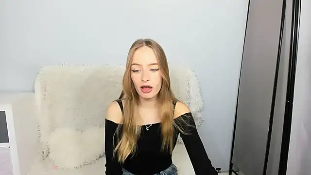 LilaGold online show from November 17, 2025, 5:08 pm