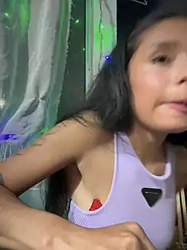 Snapshot of Bonnie_willliams19 chatting on December 25, 2024, 4:01 am Bonnie willliams19 online show from December 25, 2024, 4:01 am