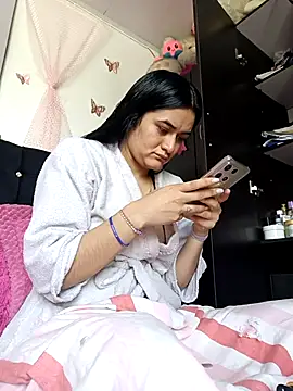 Hanna Kinsley online show from March 12, 2025, 1:51 pm