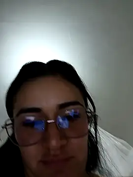 Hanna Kinsley online show from September 16, 2025, 5:58 pm