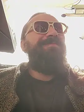 mazerunner34 online show from November 14, 2025, 1:21 pm