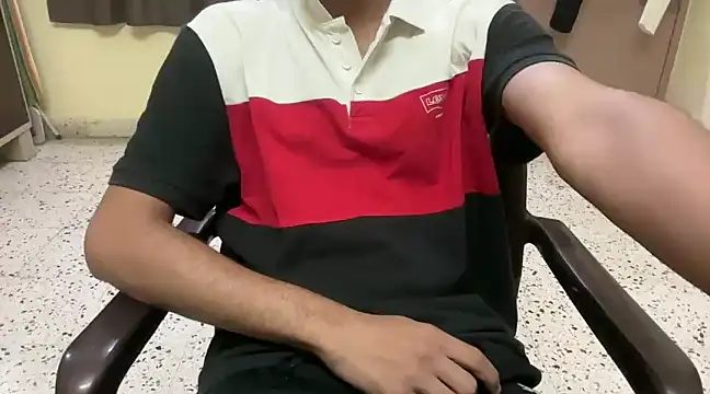 Snapshot of rahul_4u chatting on March 2, 2025, 1:05 pm rahul 4u online show from March 2, 2025, 1:05 pm