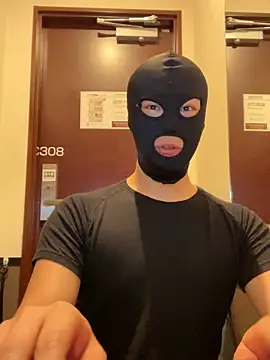 Snapshot of Ash_zzz chatting on March 18, 2025, 11:08 am Ash zzz online show from March 18, 2025, 11:08 am