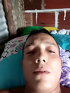 Snapshot of tayson_ chatting on January 20, 2025, 6:32 pm tayson online show from January 20, 2025, 6:32 pm