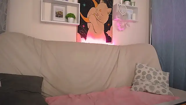 EmmaKeam online show from January 27, 2025, 12:05 pm