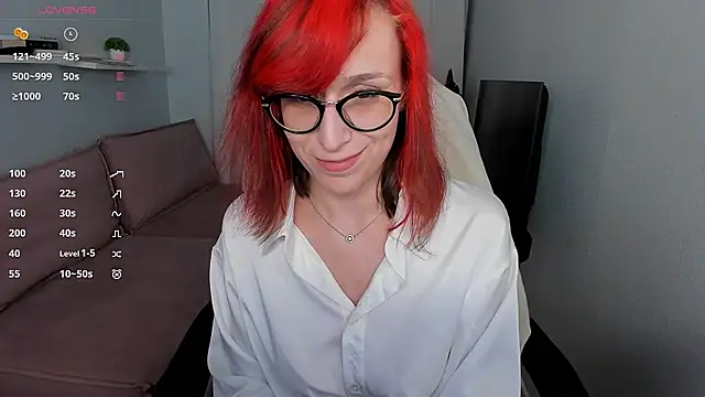 Dora Marcelli online show from October 24, 2025, 7:16 am