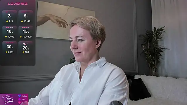 Nika Smit online show from February 2, 2025, 11:19 am