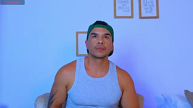 Snapshot of estebandelouis chatting on February 25, 2026, 1:48 am estebandelouis online show from February 25, 2026, 1:48 am