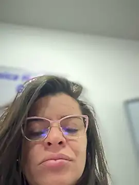 NATHALIA-28  online show from February 26, 2026, 12:04 pm