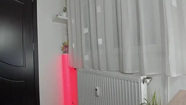 Anahi1993 online show from January 20, 2025, 8:30 am