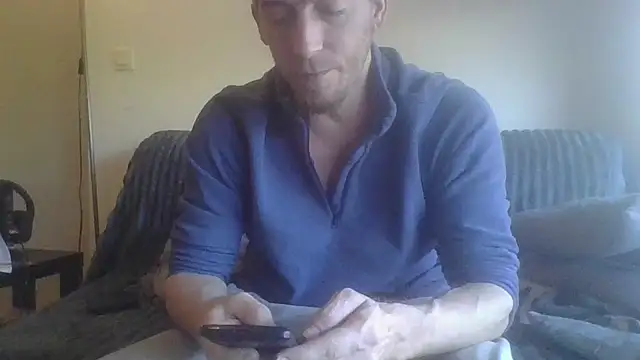 Snapshot of mohican69hot chatting on March 17, 2026, 8:39 am mohican69hot online show from March 17, 2026, 8:39 am