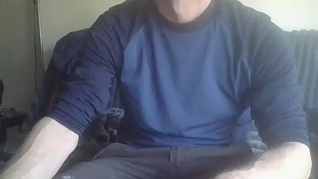 Snapshot of mohican69hot chatting on April 3, 2026, 3:43 pm mohican69hot online show from April 3, 2026, 3:43 pm