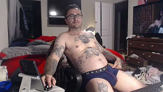 dadbod1178 online show from January 15, 2025, 11:51 pm