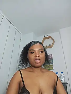 gianna smith online show from July 10, 2026, 10:40 am