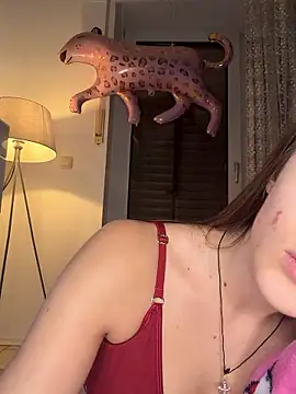 EmilyWi  online show from January 17, 2026, 6:44 pm