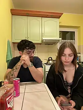 MrAndMrsSavage online show from March 7, 2025, 9:06 pm