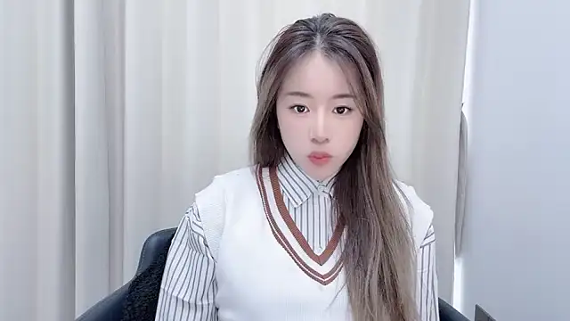 chloe-01 online show from December 20, 2024, 4:31 am