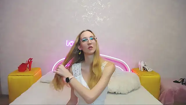 KlaryBrait online show from January 29, 2025, 12:24 pm