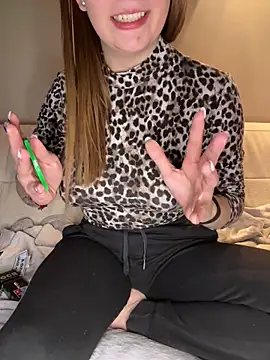 Snapshot of Mia_harmati chatting on December 2, 2025, 3:51 pm Mia harmati online show from December 2, 2025, 3:51 pm