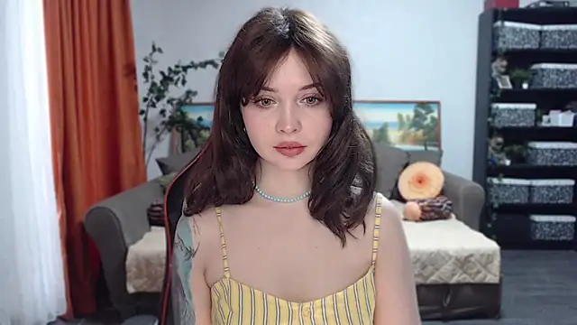 Snapshot of SYKE chatting on March 7, 2025, 4:02 am SYKE online show from March 7, 2025, 4:02 am