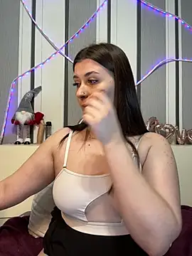 Jadelli online show from February 12, 2025, 7:56 pm