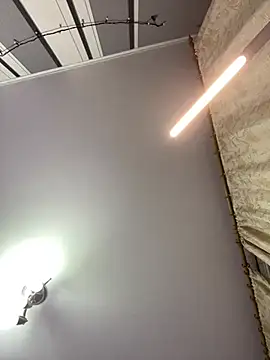 Jadelli online show from February 24, 2025, 9:41 pm