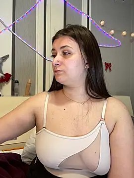 Jadelli online show from February 25, 2025, 6:42 pm