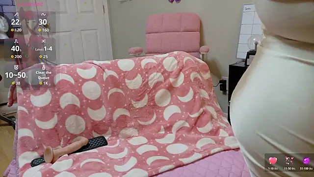 Luna1984 online show from March 11, 2026, 8:26 pm